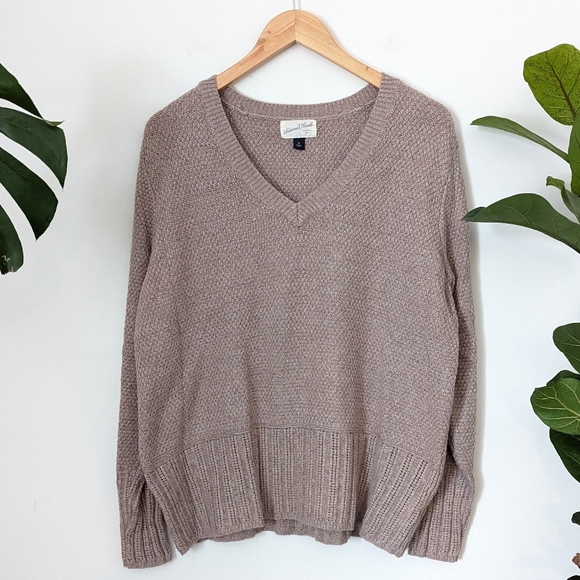 Universal Thread Sweaters - Universal Thread | Knit V-Neck Sweater Oversized